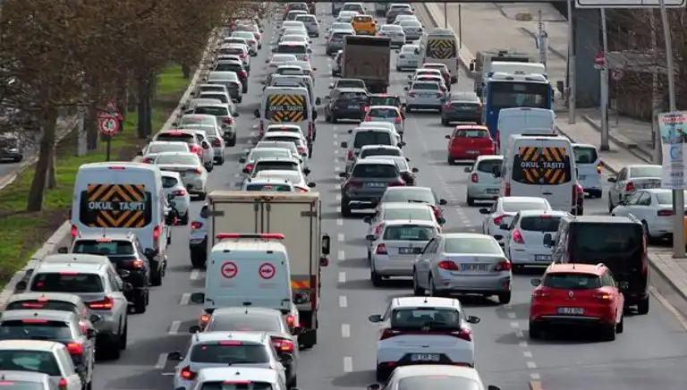 Ankara'da Yollar Kapatılacak! 30 Kasım Trafik Uyarısı Ankara'da Yollar Kapatılacak! 30 Kasım Trafik Uyarısı