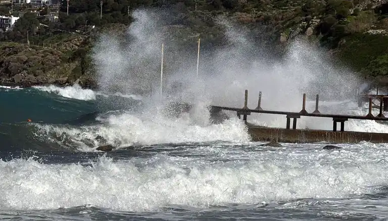 Bodrum Feribot Seferleri Fırtına Nedeniyle İptal