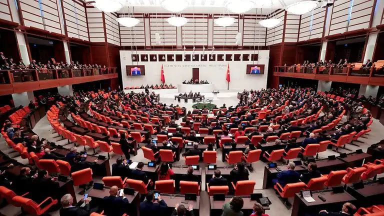 TBMM'de 15 Temmuz Anması ve Enerji Planları